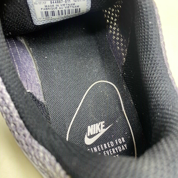 Nike Men's Training Athletic Running Shoes Gray Laced Up Comfort Size 8M - Picture 9 of 11